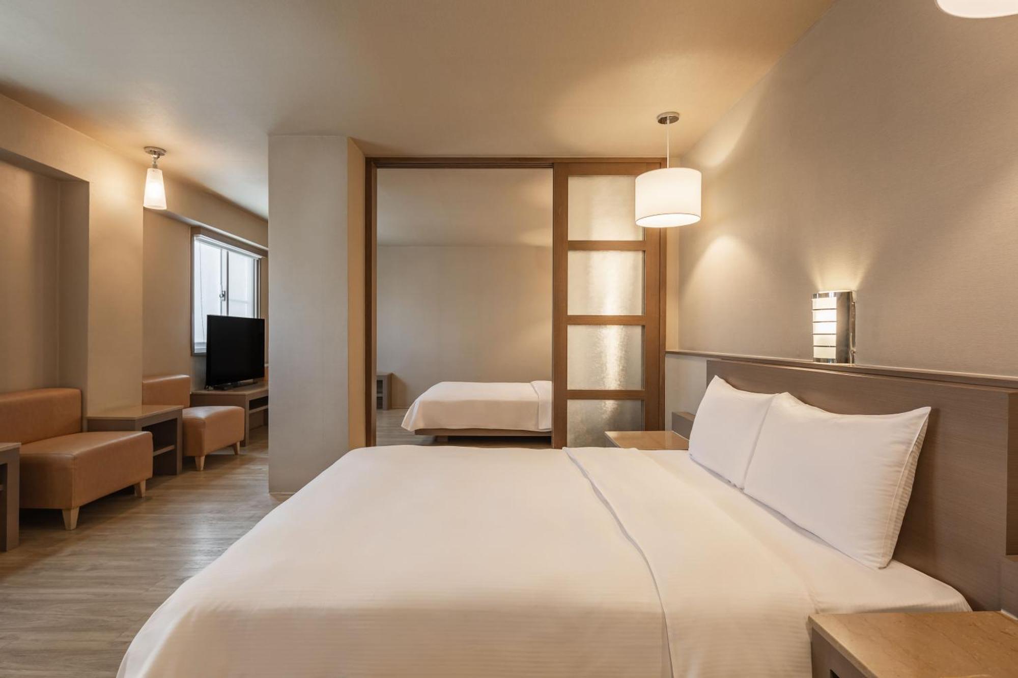 Kindness Hotel - Hanshen Kaohsiung Ruang foto